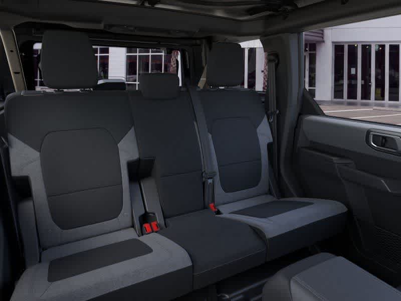 Ford Bronco Base 2026