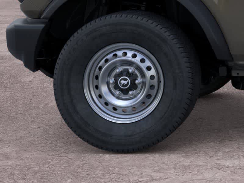 Ford Bronco Base 2026
