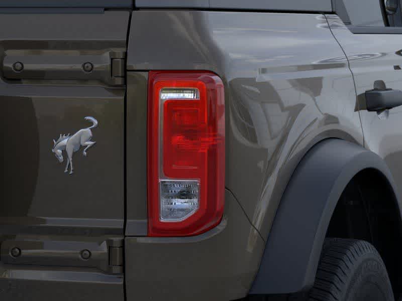 Ford Bronco Base 2026
