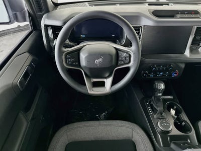 Ford Bronco Base 2026
