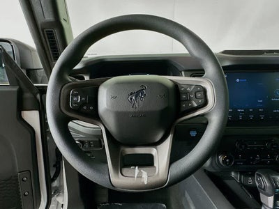 Ford Bronco Base 2026