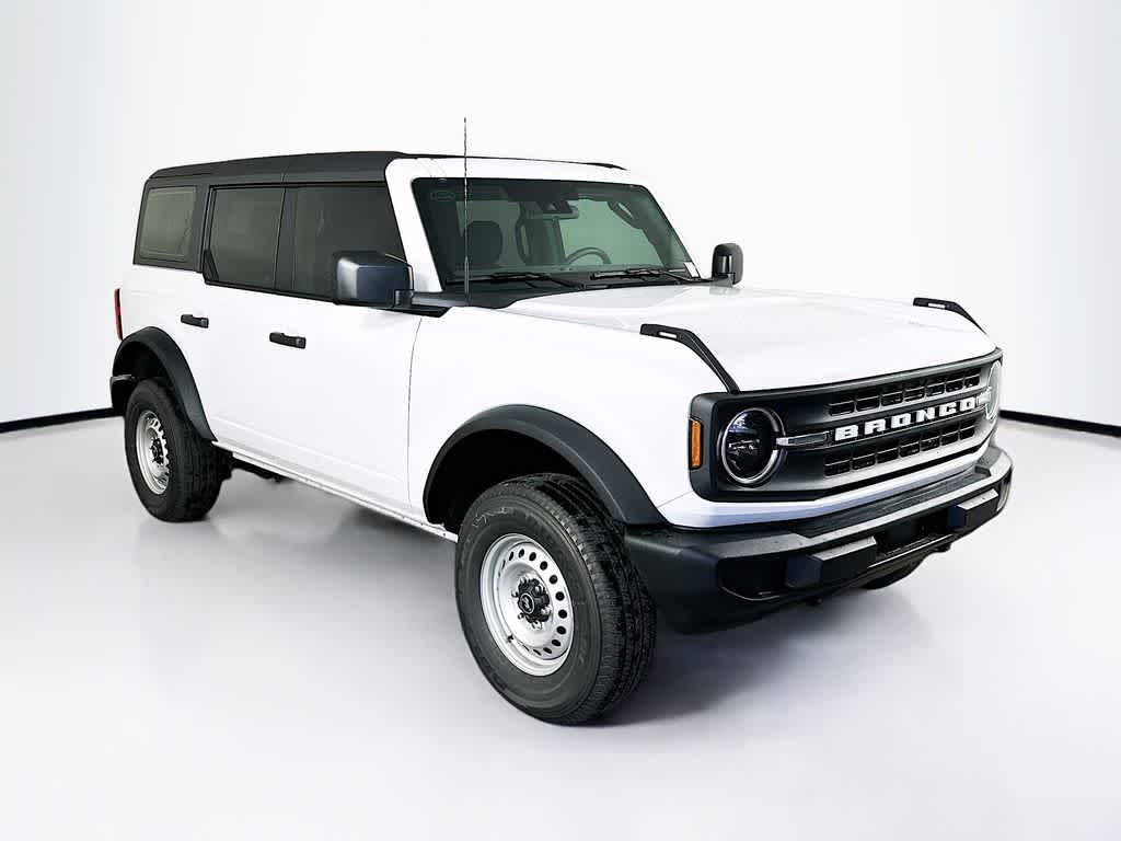 Ford Bronco Base 2026