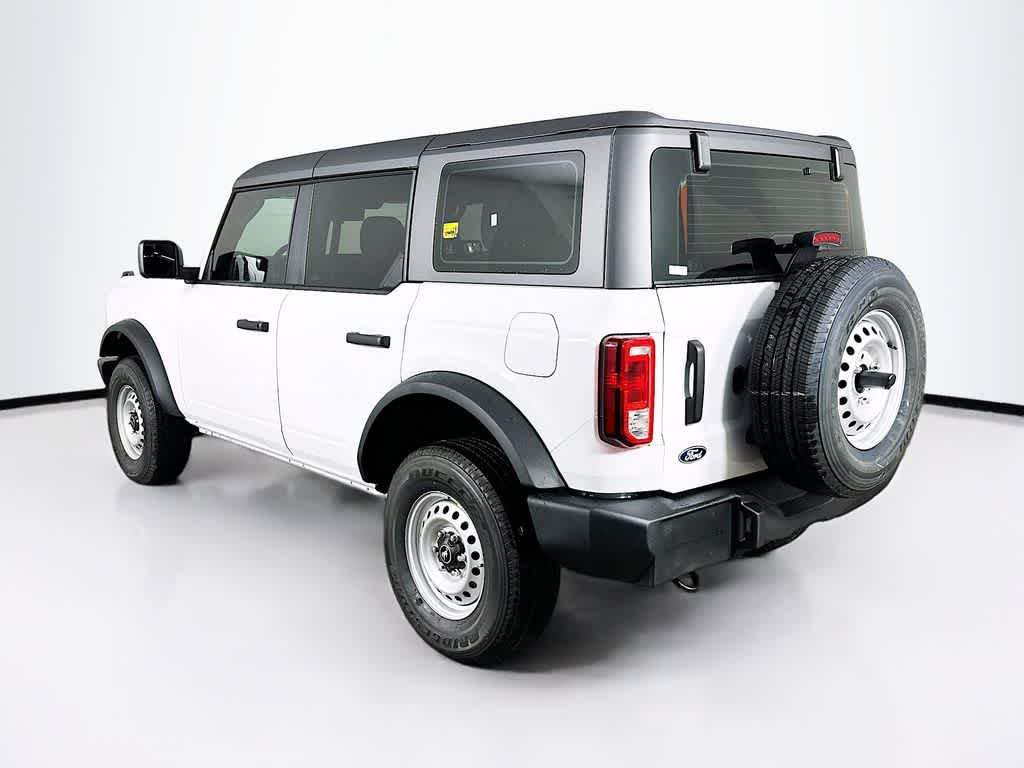 Ford Bronco Base 2026