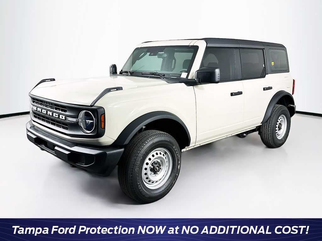 Ford Bronco Base 2026
