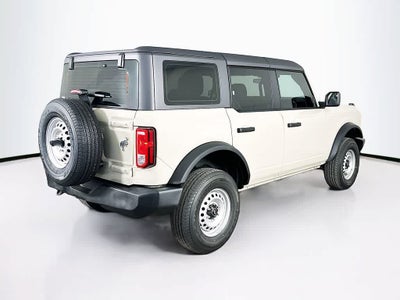 Ford Bronco Base 2026