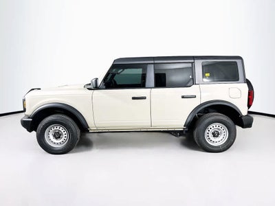 Ford Bronco Base 2026