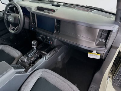 Ford Bronco Base 2026