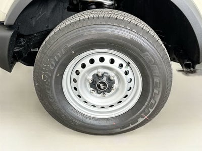 Ford Bronco Base 2026