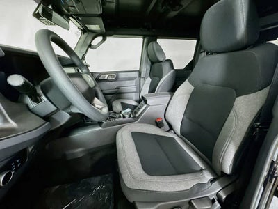Ford Bronco Base 2026