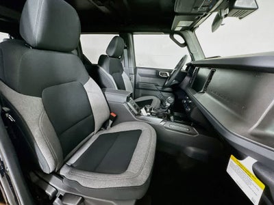 Ford Bronco Base 2026