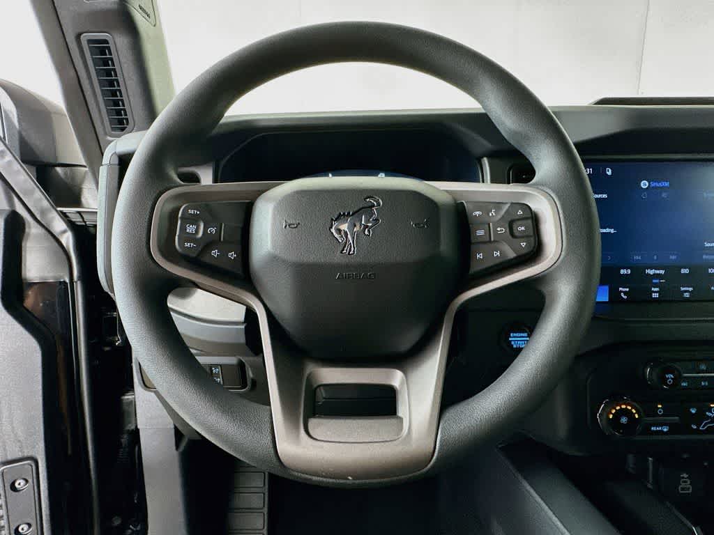 Ford Bronco Base 2026