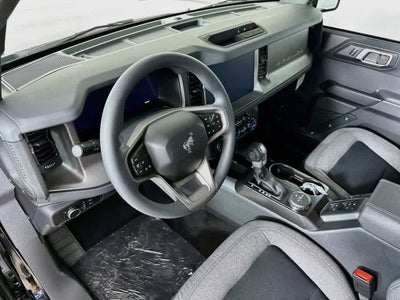 Ford Bronco Base 2026