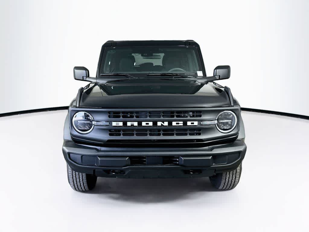 Ford Bronco Base 2026