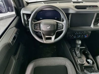 Ford Bronco Base 2026