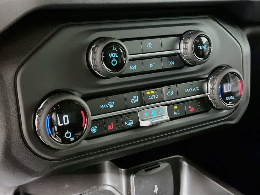 Ford Bronco Outer Banks 2026