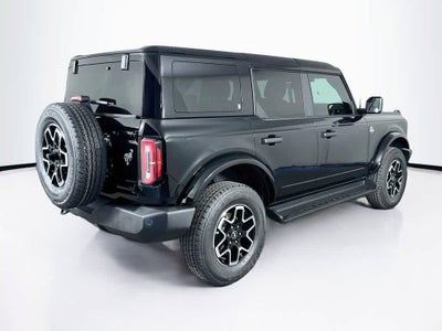 Ford Bronco Outer Banks 2026
