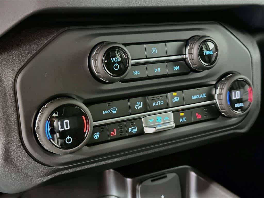 Ford Bronco Outer Banks 2026