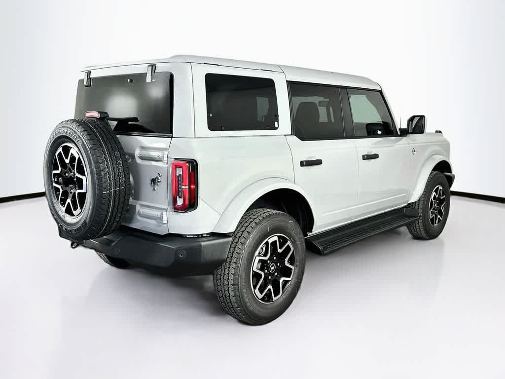 Ford Bronco Outer Banks 2026