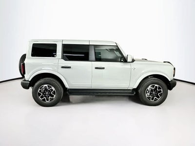 Ford Bronco Outer Banks 2026