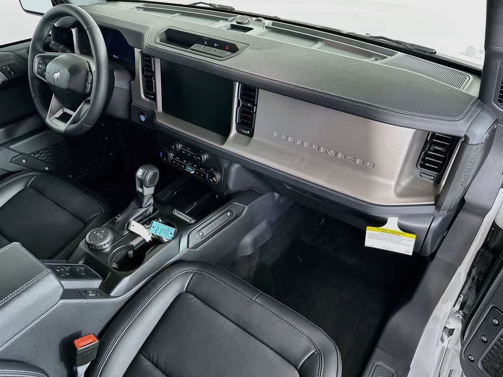Ford Bronco Outer Banks 2026