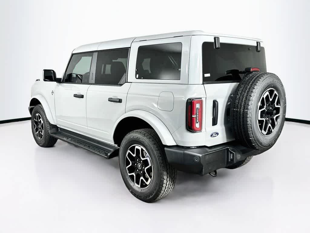Ford Bronco Outer Banks 2026