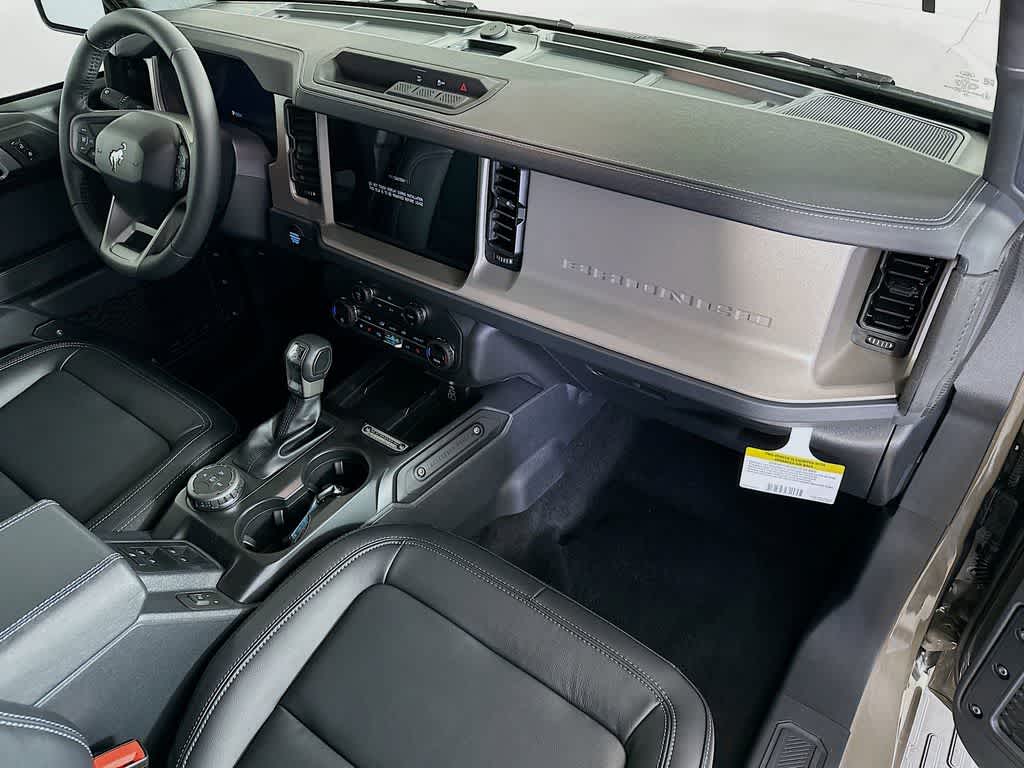 Ford Bronco Outer Banks 2026