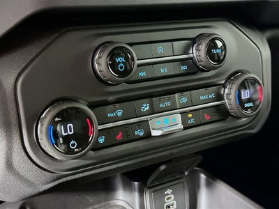 Ford Bronco Outer Banks 2026