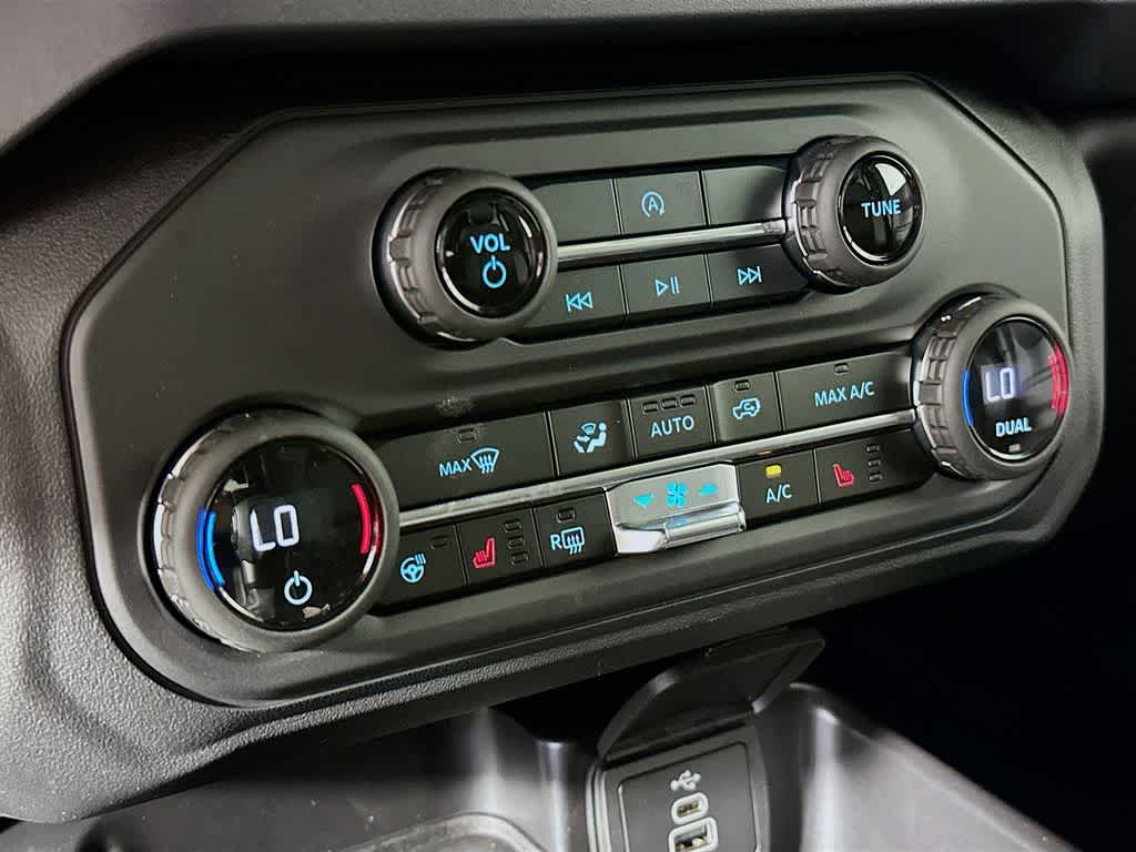 Ford Bronco Outer Banks 2026