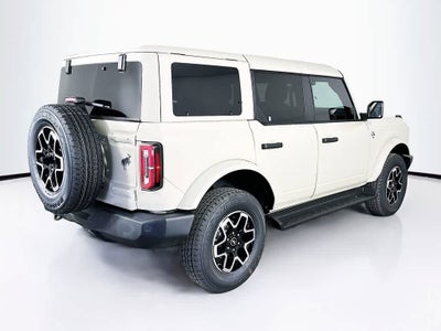 Ford Bronco Outer Banks 2026