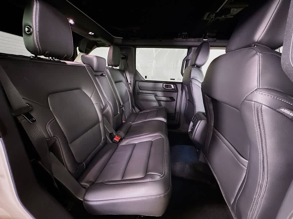 Ford Bronco Outer Banks 2026