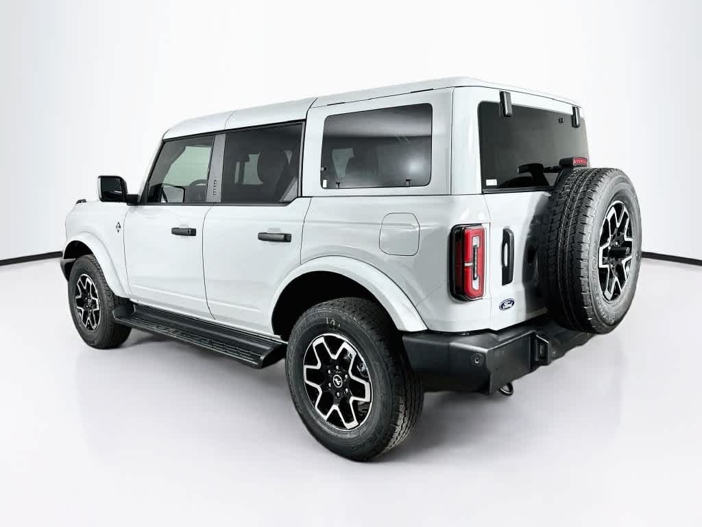 Ford Bronco Outer Banks 2026