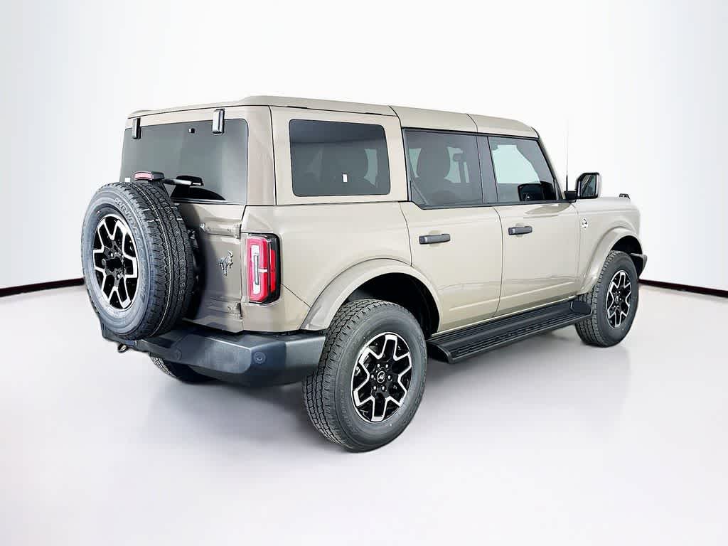 Ford Bronco Outer Banks 2026