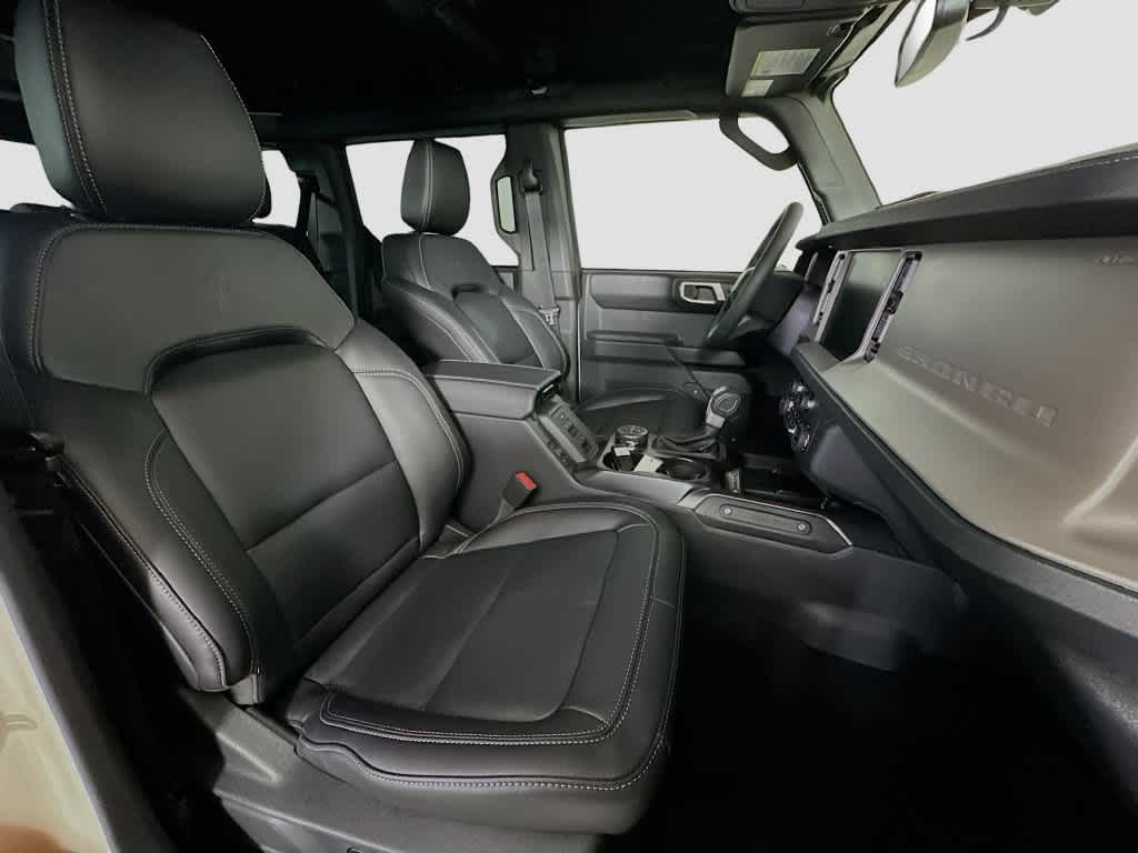 Ford Bronco Outer Banks 2026