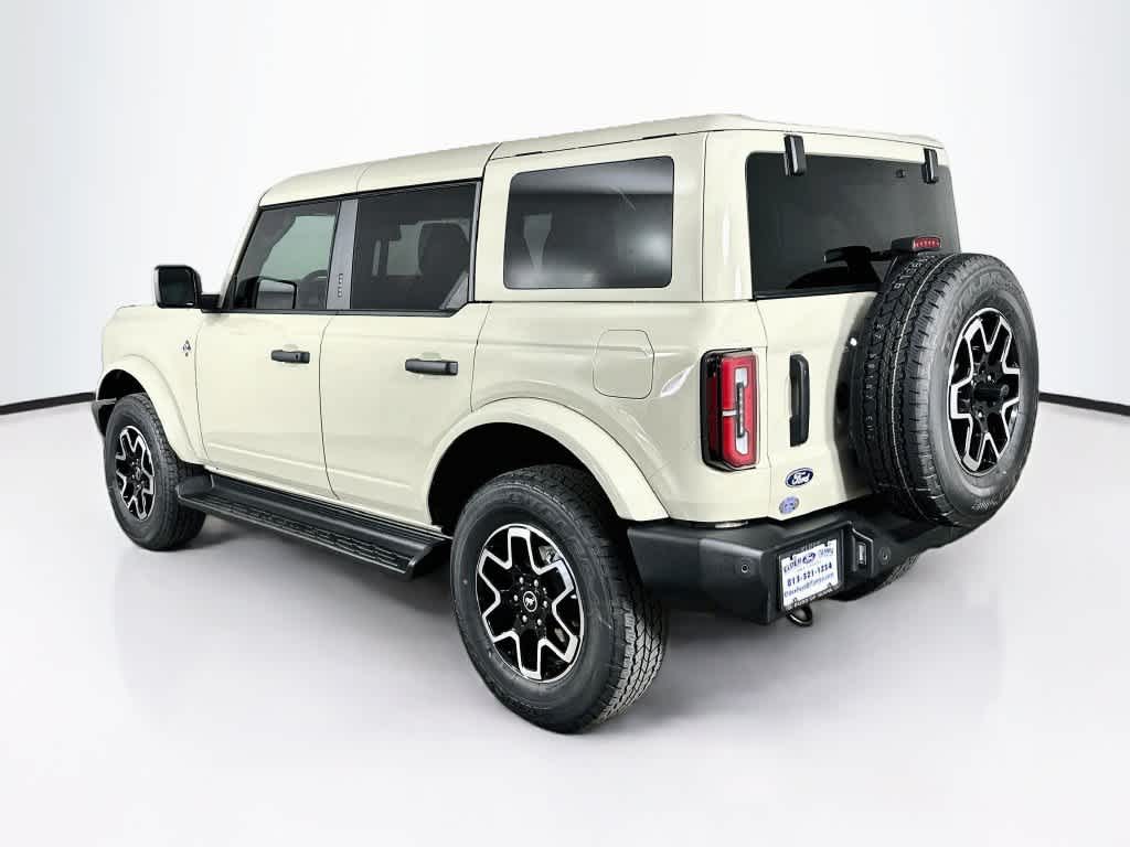 Ford Bronco Outer Banks 2026