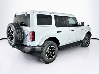 Ford Bronco Outer Banks 2026
