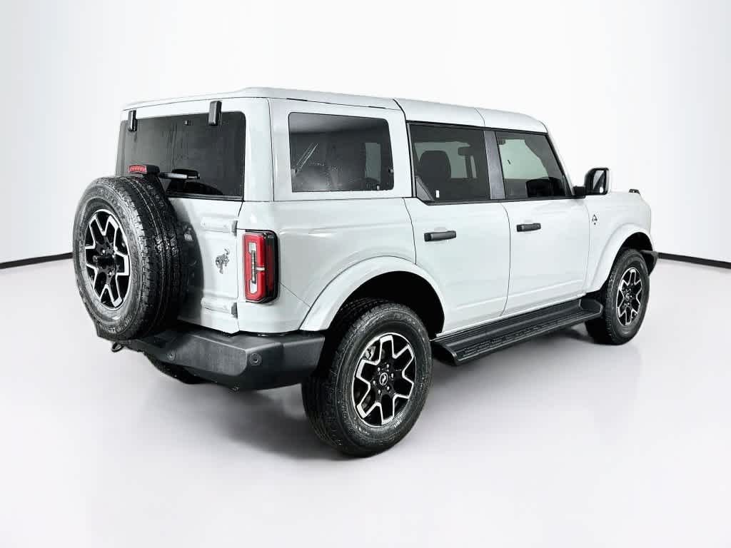 Ford Bronco Outer Banks 2026