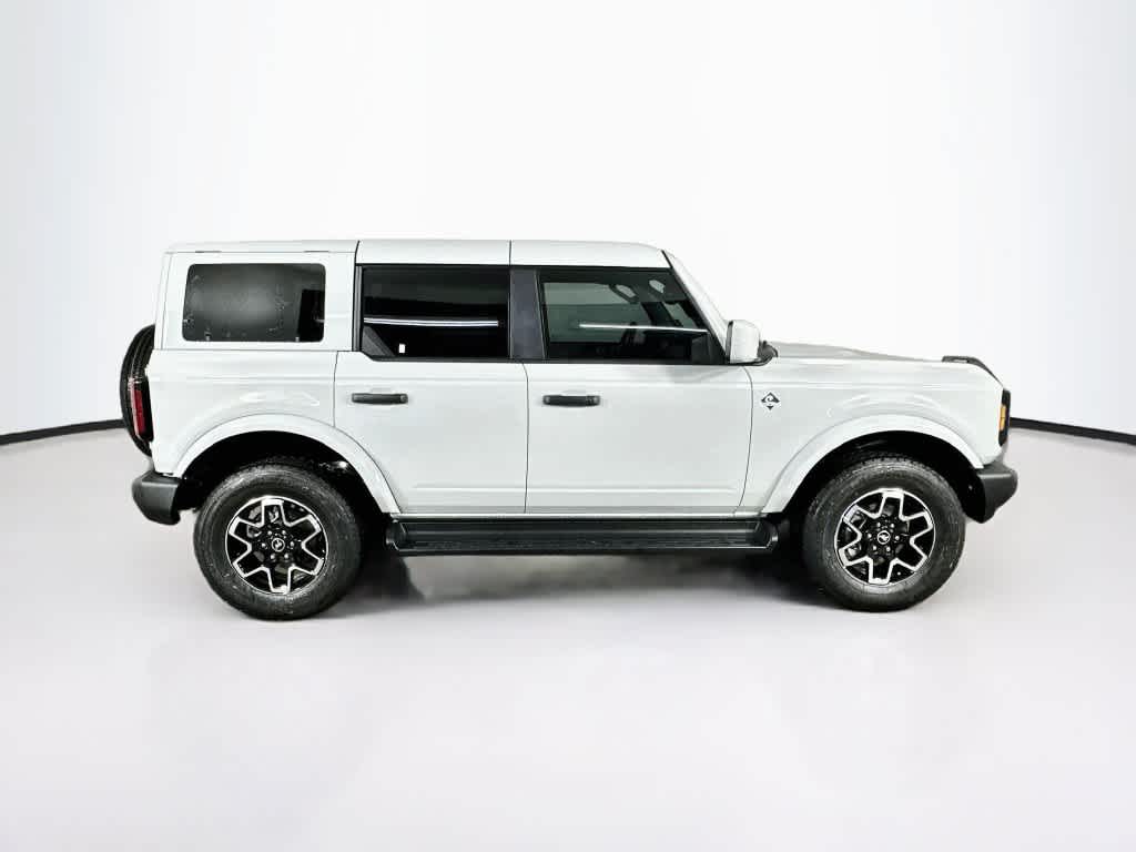 Ford Bronco Outer Banks 2026