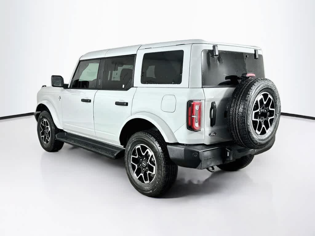 Ford Bronco Outer Banks 2026
