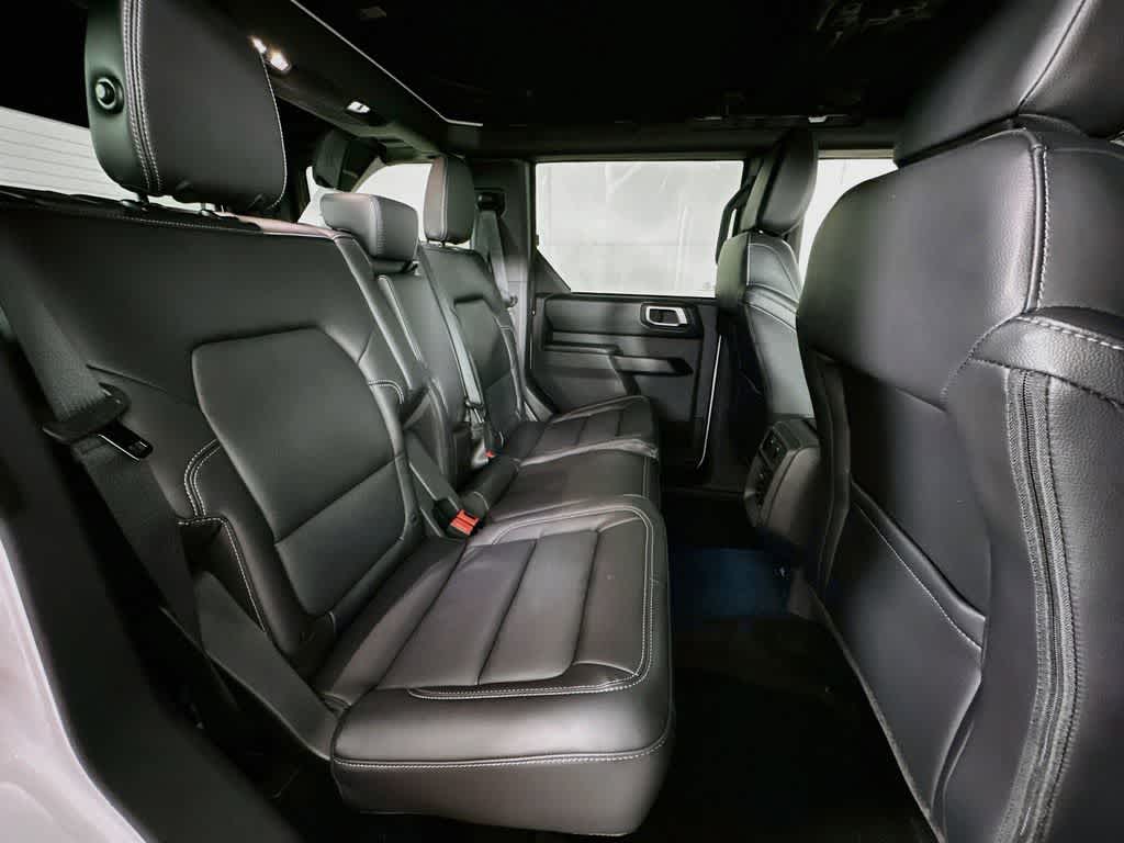 Ford Bronco Outer Banks 2026