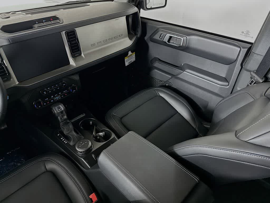 Ford Bronco Outer Banks 2026
