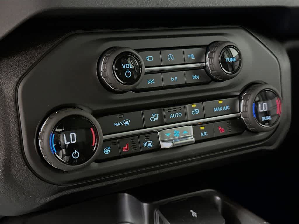 Ford Bronco Outer Banks 2026
