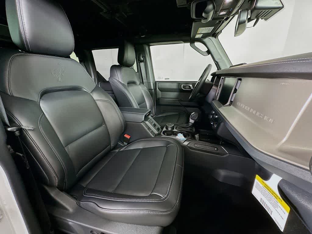 Ford Bronco Outer Banks 2026