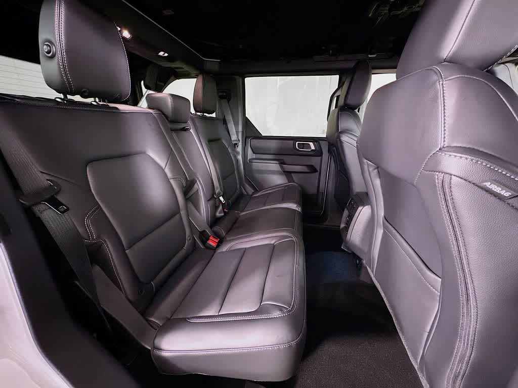 Ford Bronco Outer Banks 2026