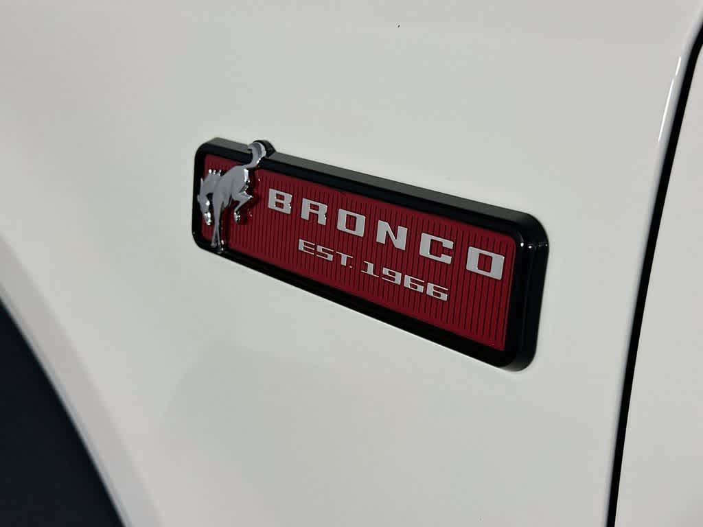 Ford Bronco Outer Banks 2026