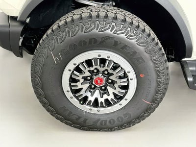 Ford Bronco Outer Banks 2026