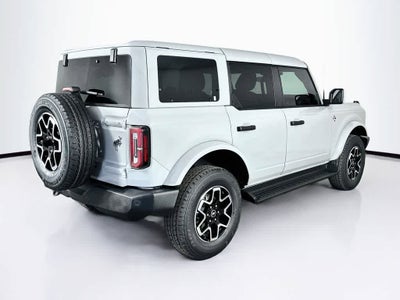 Ford Bronco Outer Banks 2026