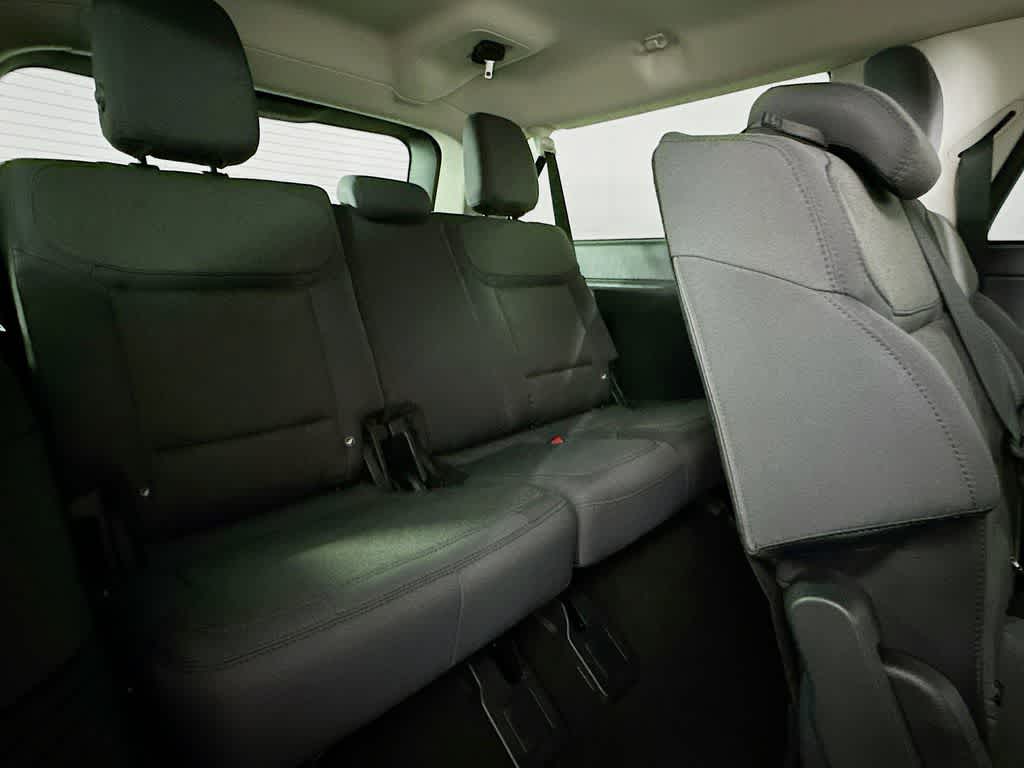 Ford Expedition Max Active 2026