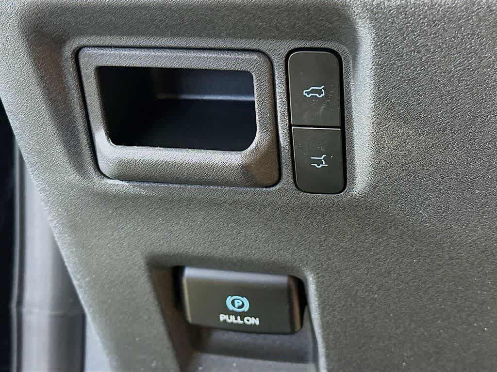 Ford Expedition Max Active 2026