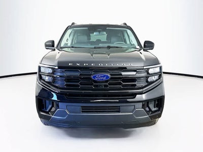 Ford Expedition Max Active 2026