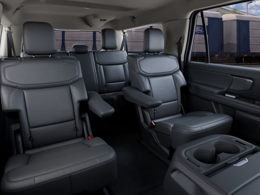 Ford Expedition Max Active 2027